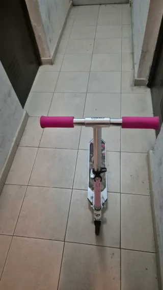 Patinete infantil rosa Oxelo