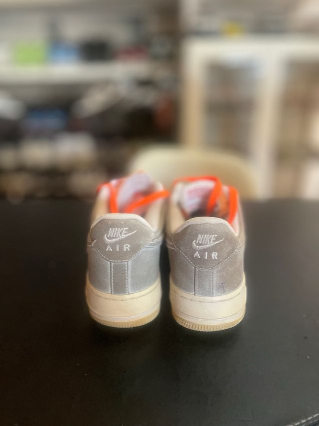 Nike Air Force 1 Gris y Blanco