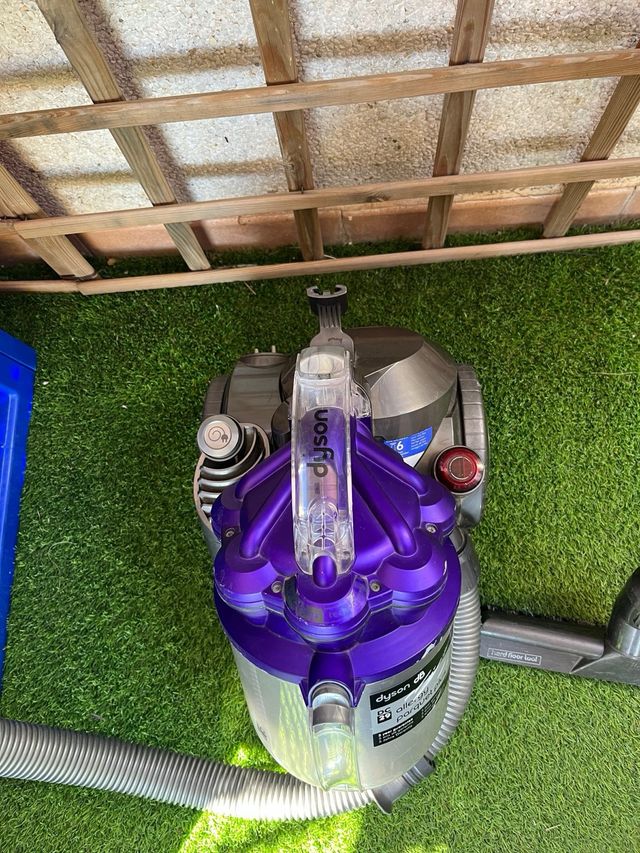 Aspirador Dyson allergy parquet plus