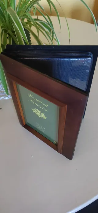 Album de fotos con portada madera