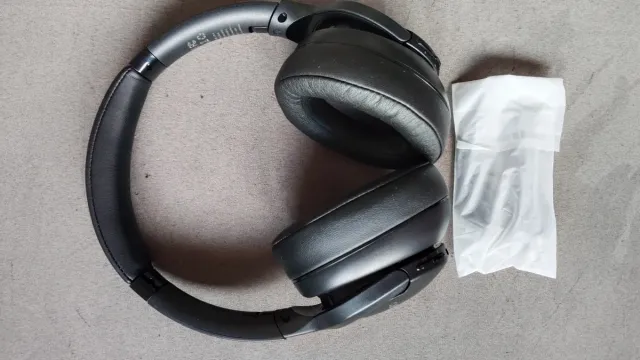 Auriculares Bluetooth Negros