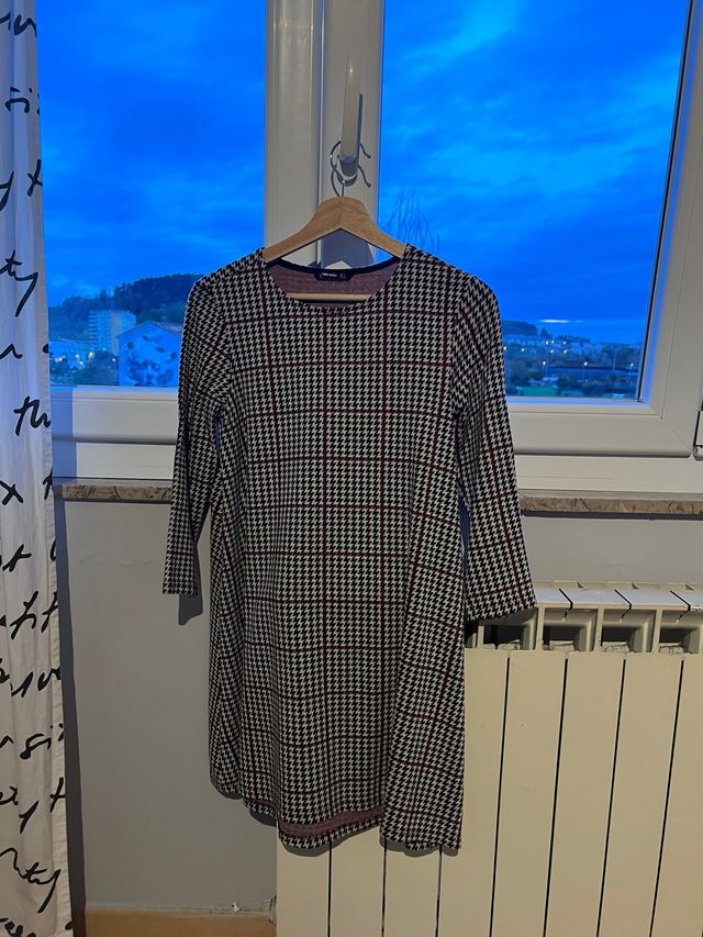 Vestido estampado Stradivarius Talla M