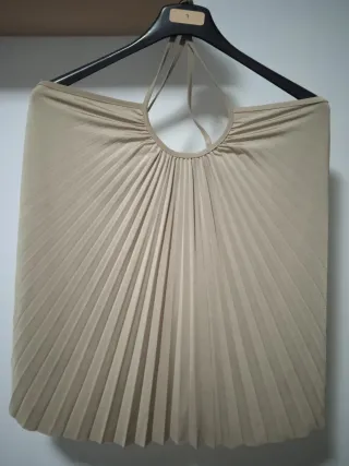 Blusa Zara plisada halter beige