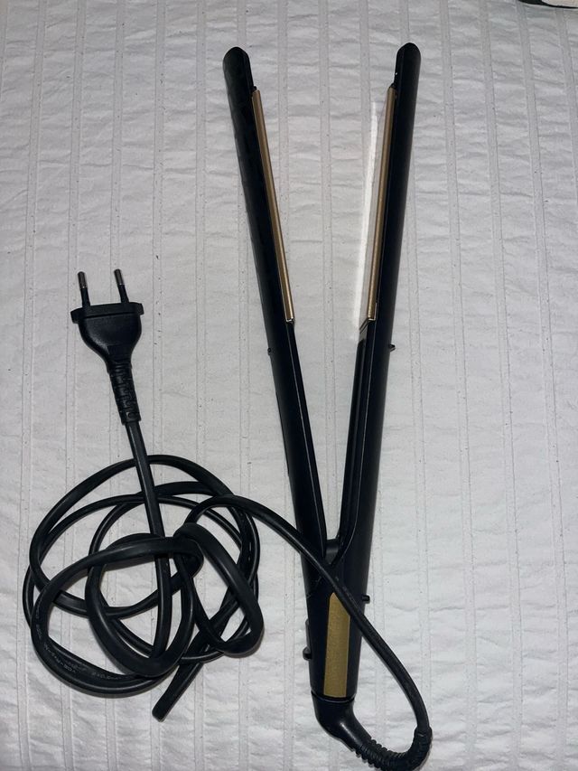 Plancha de pelo BaByliss Negra