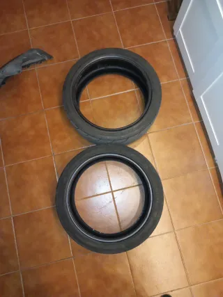 Neumático Semislick 225/40/18