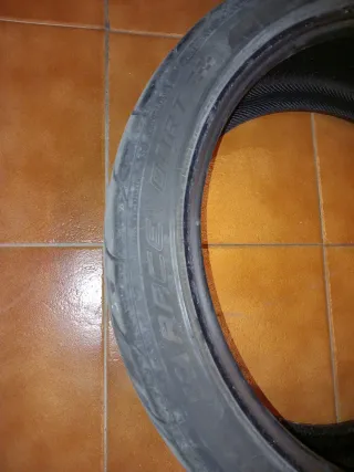 Neumático Semislick 225/40/18