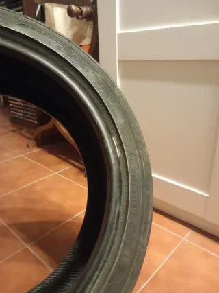 Neumático Semislick 225/40/18