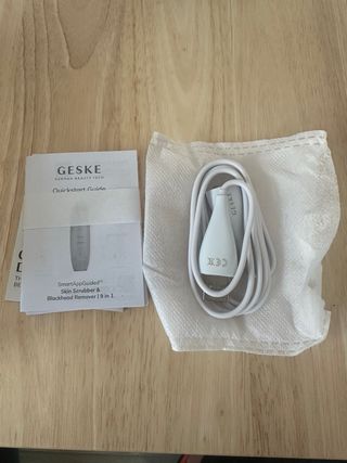 GESKE MicroCurrent Skin Scrubber & Blackhead Remov