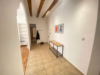 Piso en venta en El Raval en Barcelona