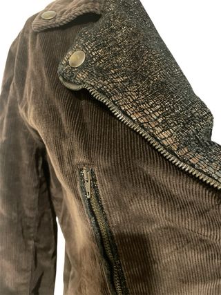 Chaqueta de pana marrón