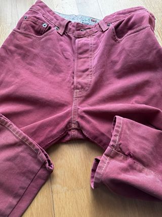 2 vaqueros Levi's de los años 90. Tallas W28 y W29