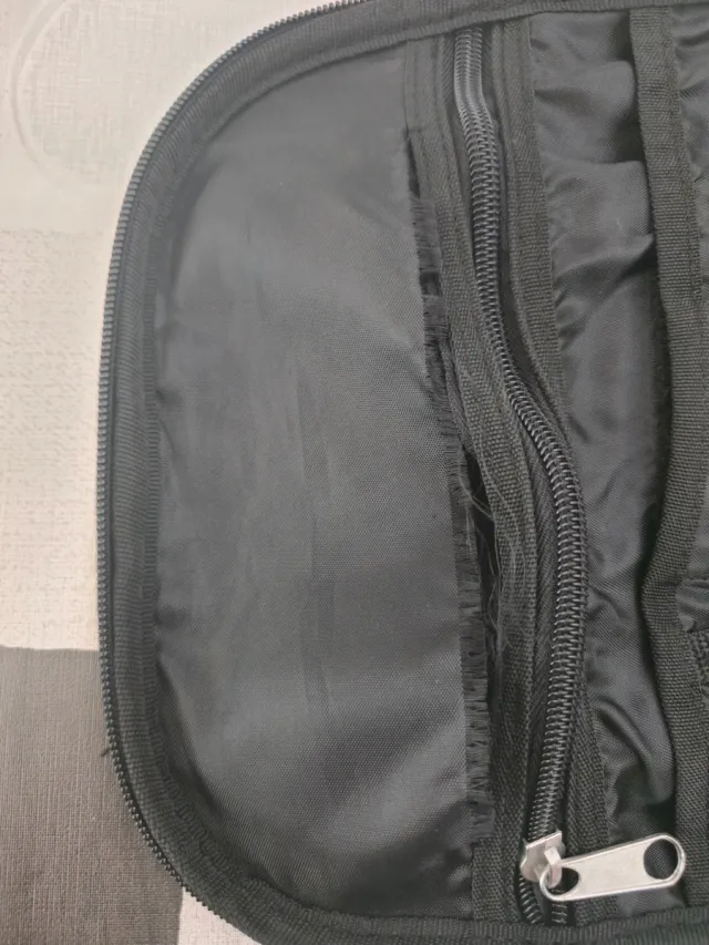 Mochila imantada para depósito de moto