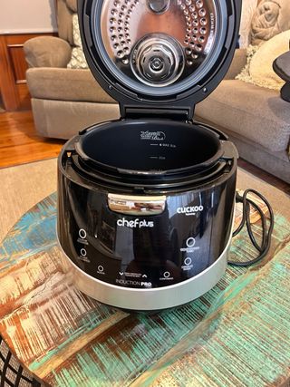 Robot Cocina Cuckoo Induction Pro + Licuadora