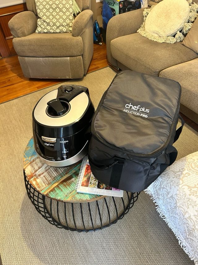 Robot Cocina Cuckoo Induction Pro + Licuadora