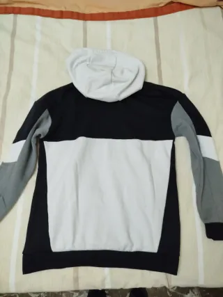 Sudadera Tenth con capucha