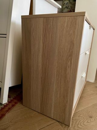Cassettiera Ikea in legno bianco