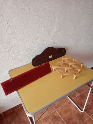 3 Perchas Madera y Metal