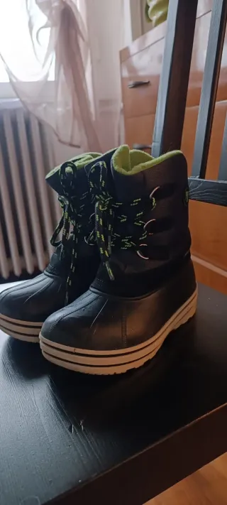 Scarponi da neve caldi per bambini