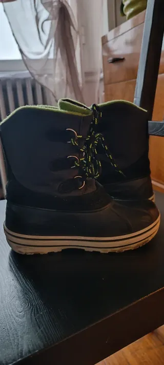 Scarponi da neve caldi per bambini