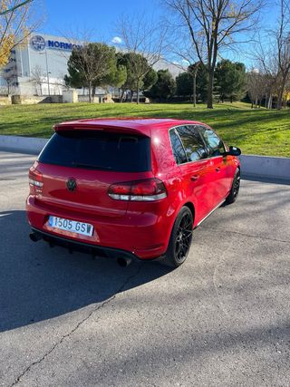 Volkswagen Golf GTI 2.0 DSG