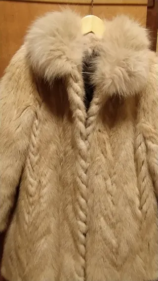 Chaquetón de pelo mujer.