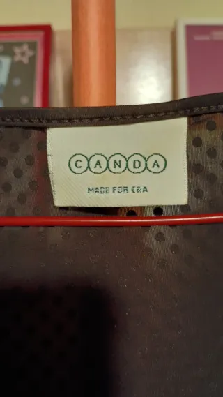 Blusa marca Canda Negra con Dorado Talla 44/XL