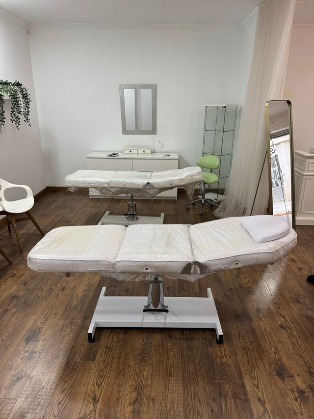 Camillas para profesionales blancas 