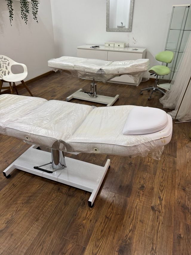 Camillas para profesionales blancas 