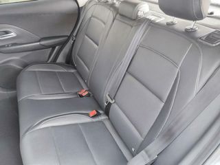 MG ZS 1.5 Hybrid 197CV Luxury  AT