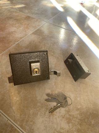 Cerradura CVL para puerta de madera