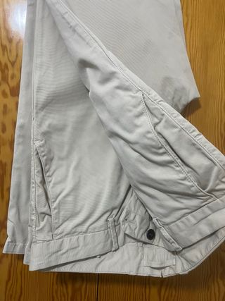 Pantalones Chinos 10€ cada uno