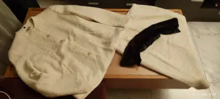 Conjunto mujer beige  Leé descripción