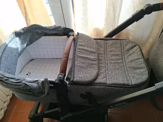 Passeggino grigio Jane Muum