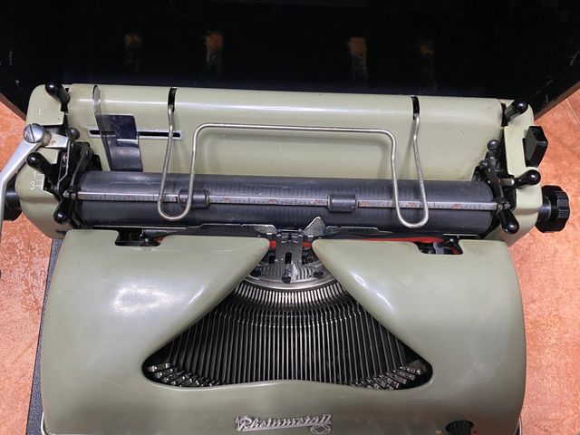 Máquina de escribir Rheinmetall