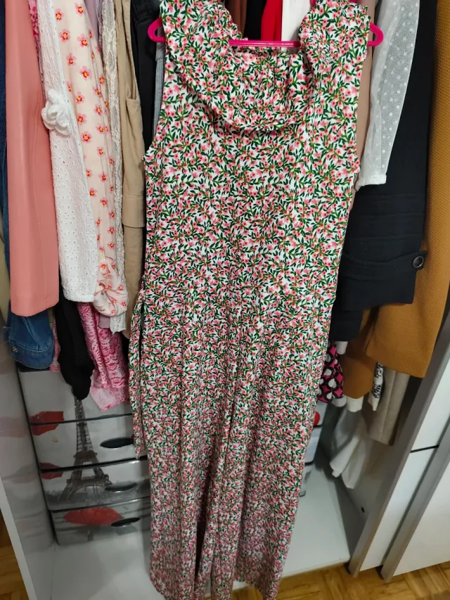 Enterizo ,Vestido floral blanco y rosa