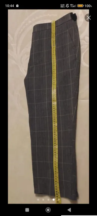 Pantalón de cuadros Zara