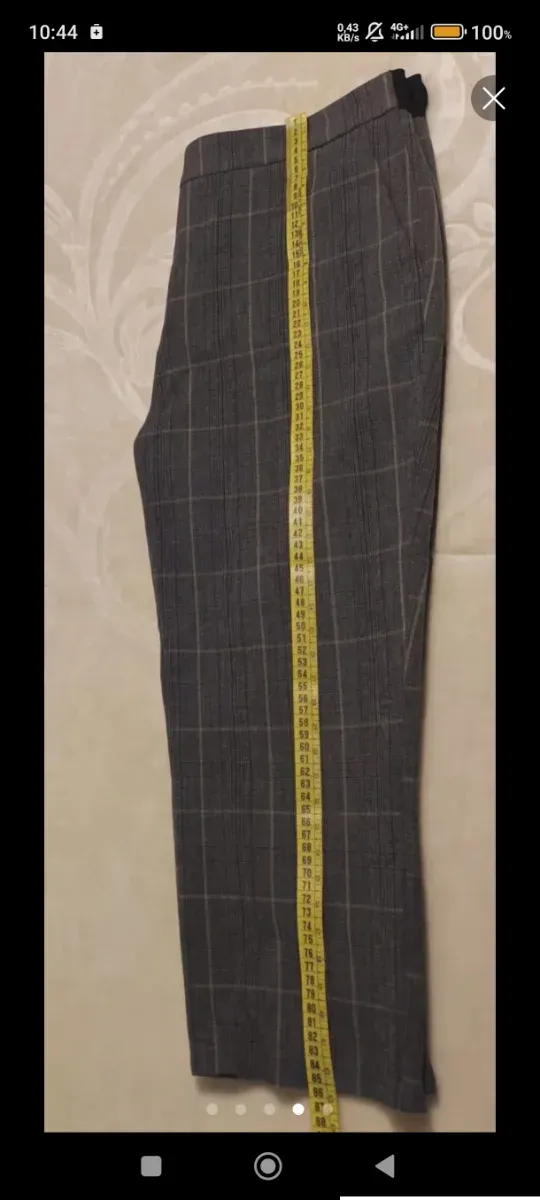 Pantalón de cuadros Zara