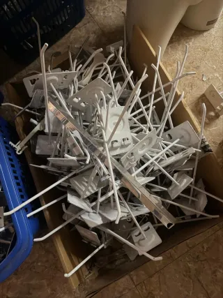 Estanterías metálicas de tienda