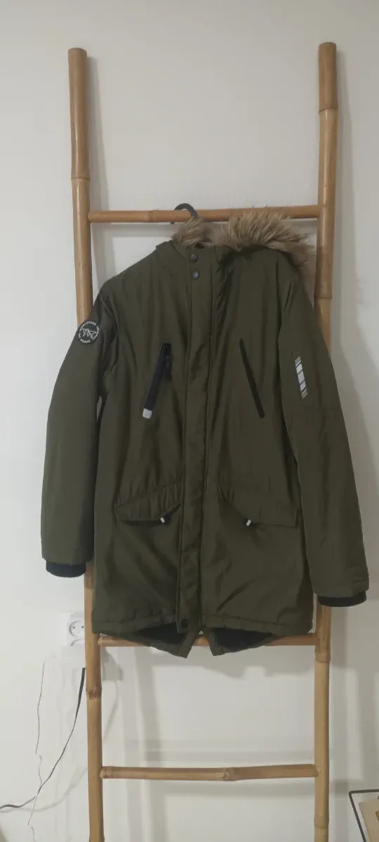 Cazadora niño verde con capucha