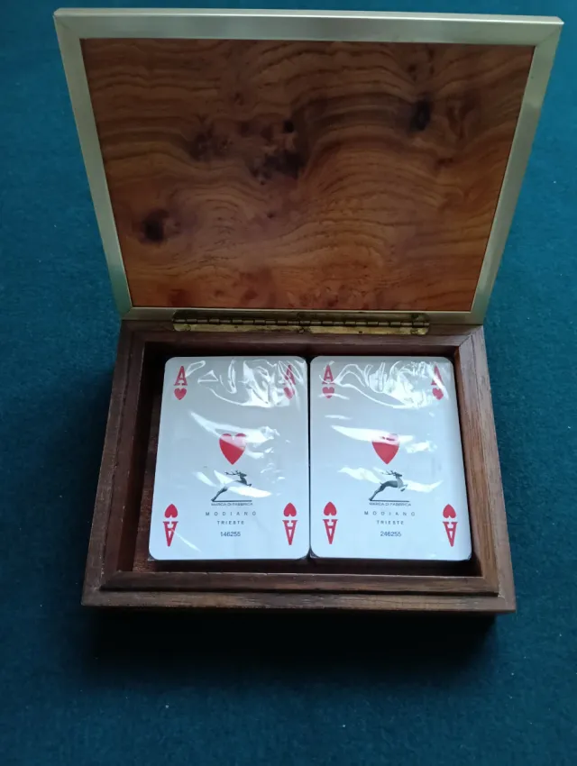 Scatola Legno Porta Carte da Gioco, carte incluse 