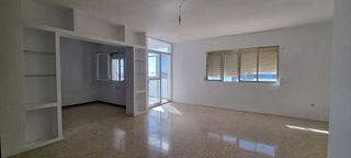 Piso en alquiler en La Paz - Segunda Aguada - Loreto en Cádiz