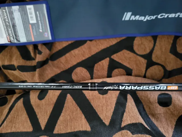 Caña Major Craft Basspara Reloaded y carrete tatul