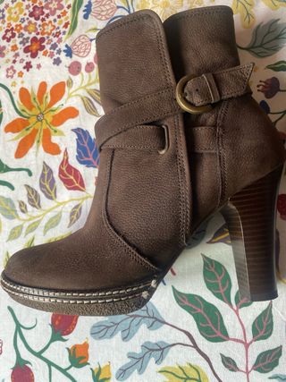 Botines mujer marrones