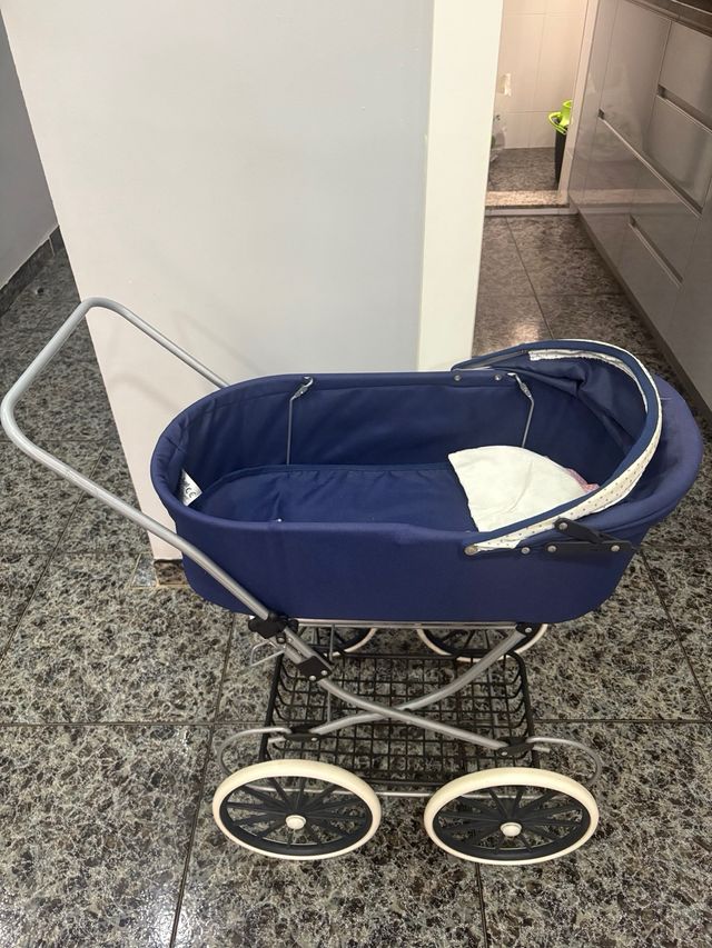 Carrello portagiochi blu