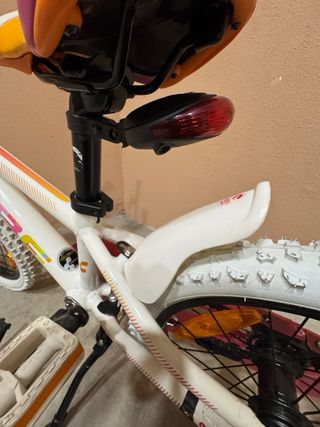 Bicicleta infantil CUBE 16 pulgadas