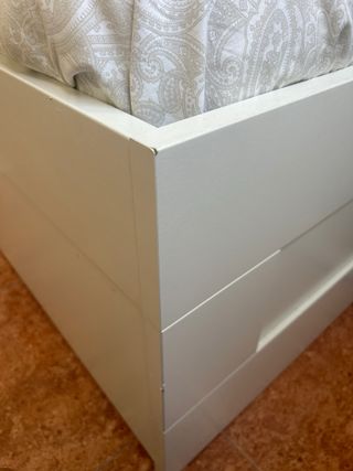 Cama blanca más colchón