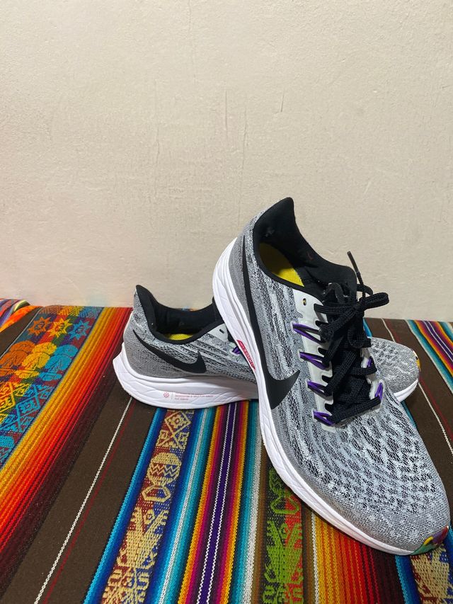 Nike Zapatillas Grises Multicolor