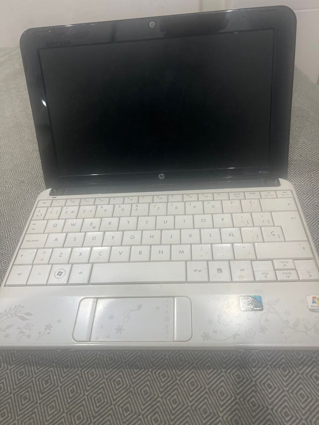 Portátil HP Blanco y Negro