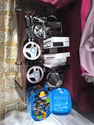 Lote Nintendo Wii con accesorios