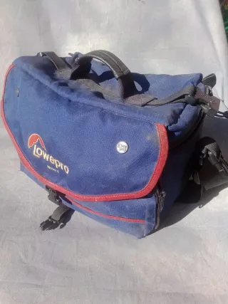 Cámara Nikon D90 Negra con bolsa y tripode